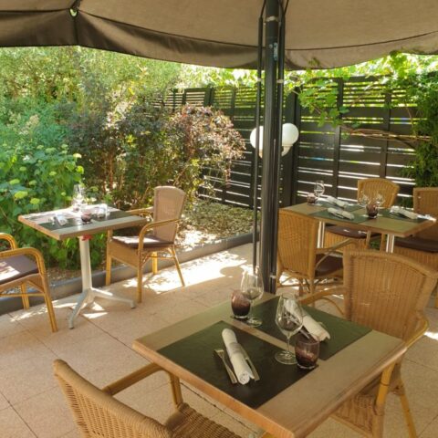 106357537_1960056617457907_2628909223513600_o-768x768